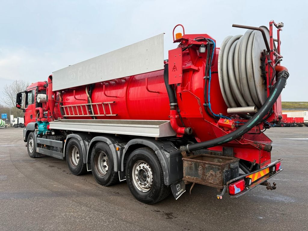 MAN TGS 35.480 8x4*4 Larsen 16.000 l. Euro 6 Kombi - Vacuum truck: picture 4 MAN TGS 35.480 8x4*4 Larsen 16.000 l. Euro 6 Kombi - Vacuum truck: picture 4