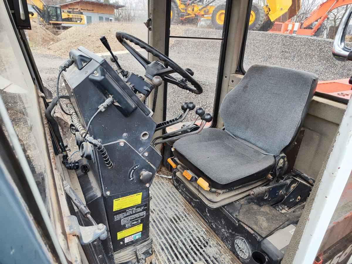 O&K F156A - Grader: picture 5 O&K F156A - Grader: picture 5