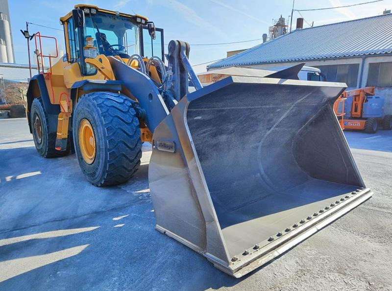 Volvo L180H Long Boom - Wheel loader: picture 3 Volvo L180H Long Boom - Wheel loader: picture 3