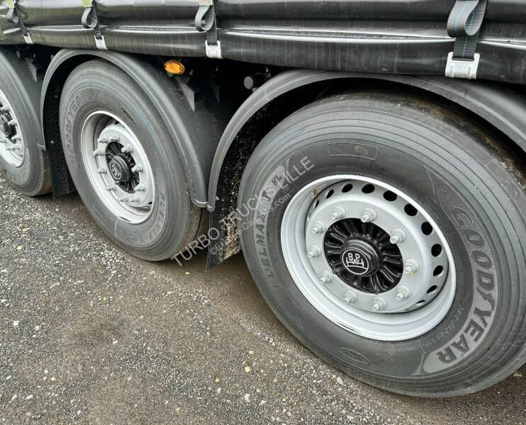 Kögel 3 essieux - Curtainsider semi-trailer: picture 2 Kögel 3 essieux - Curtainsider semi-trailer: picture 2