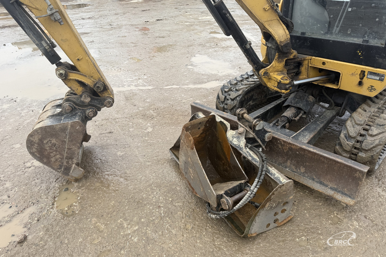 Mini excavator Caterpillar 302.7DCR: picture 9 Mini excavator Caterpillar 302.7DCR: picture 9