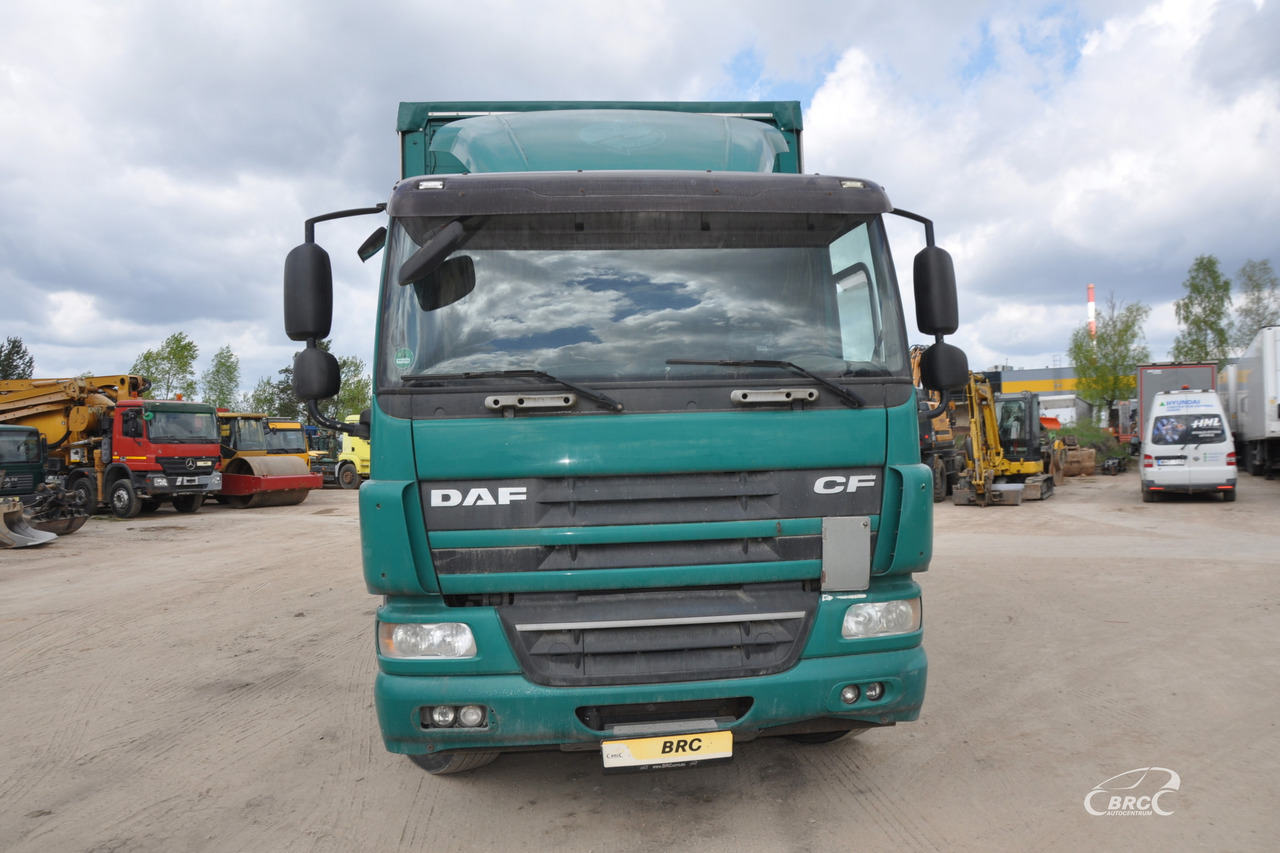 Curtainsider truck DAF CF 75.310: picture 18