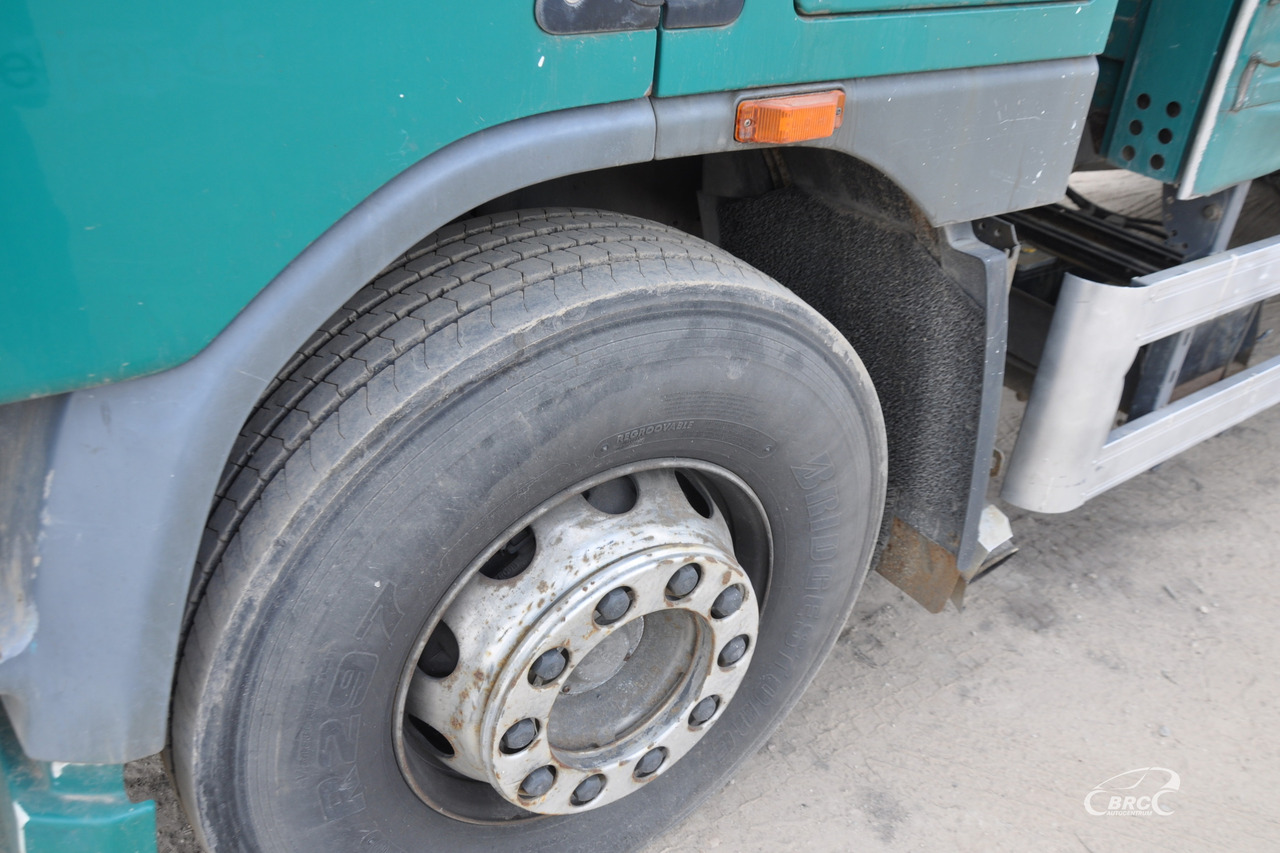 Curtainsider truck DAF CF 75.310: picture 10