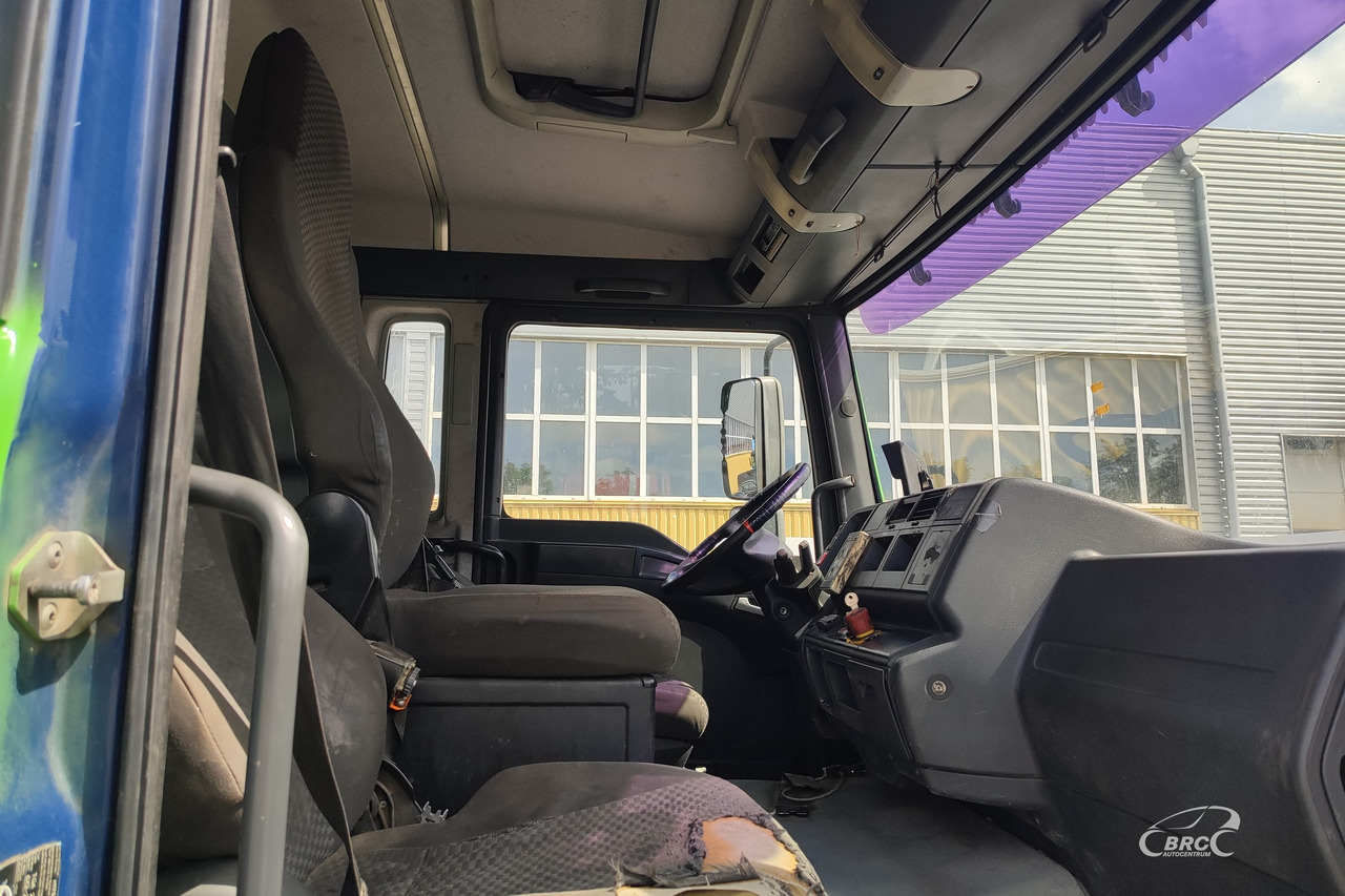 Garbage truck MAN TGA 26.310: picture 13