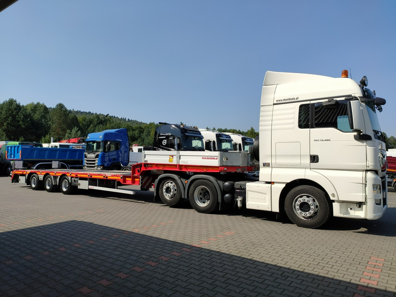 Low loader semi-trailer EMTECH Ład-33.3 tony 3osie Tylna oś skrętna Przednia Podnoszona: picture 7 Low loader semi-trailer EMTECH Ład-33.3 tony 3osie Tylna oś skrętna Przednia Podnoszona: picture 7