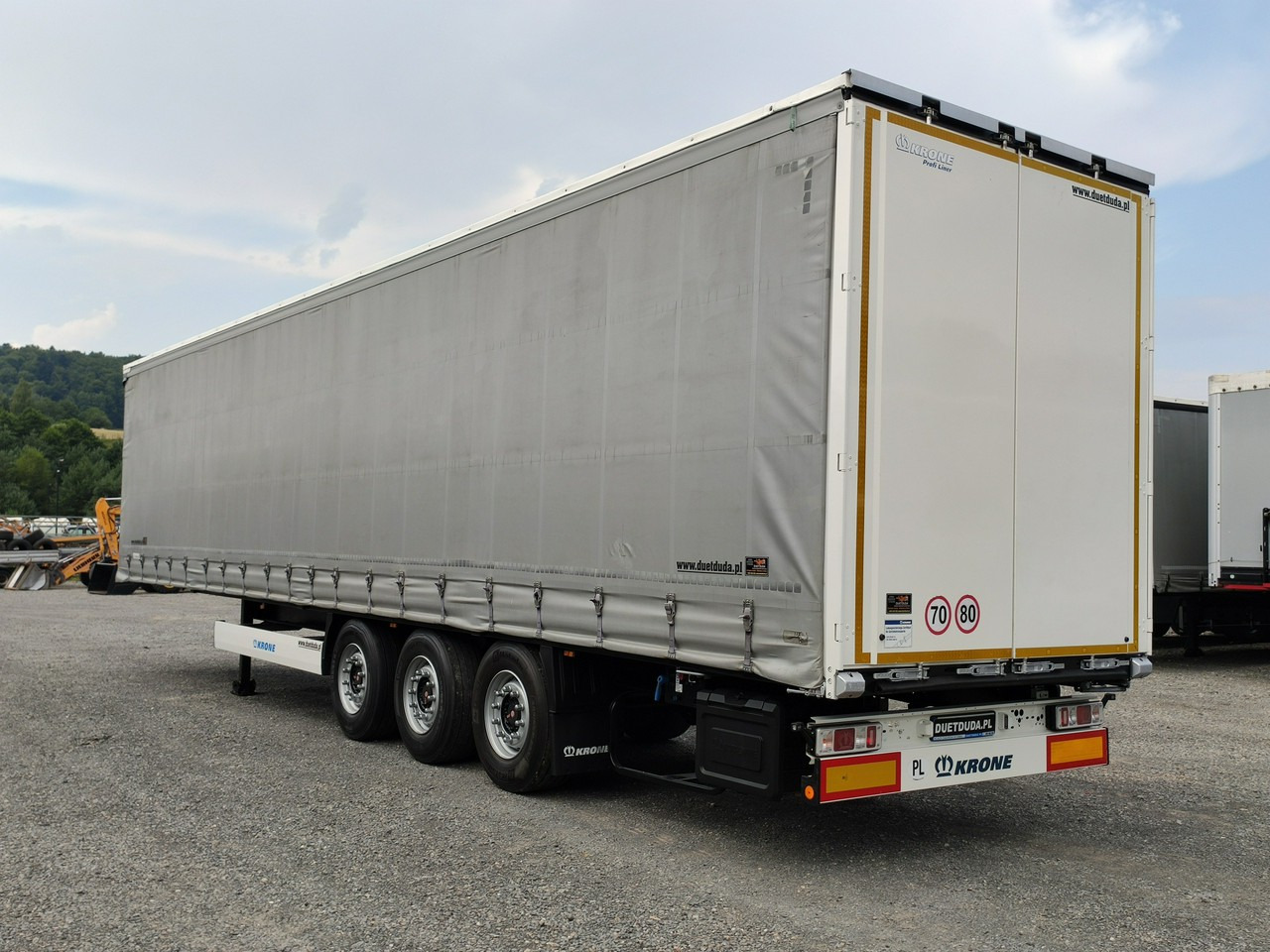 Curtainsider semi-trailer Krone Standard OŚ Podnoszona SAF 2017r: picture 13