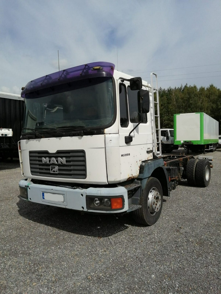 MAN ME 220B 4x2 Rama do zabudowy Sprawny !!! - Cab chassis truck: picture 1 MAN ME 220B 4x2 Rama do zabudowy Sprawny !!! - Cab chassis truck: picture 1