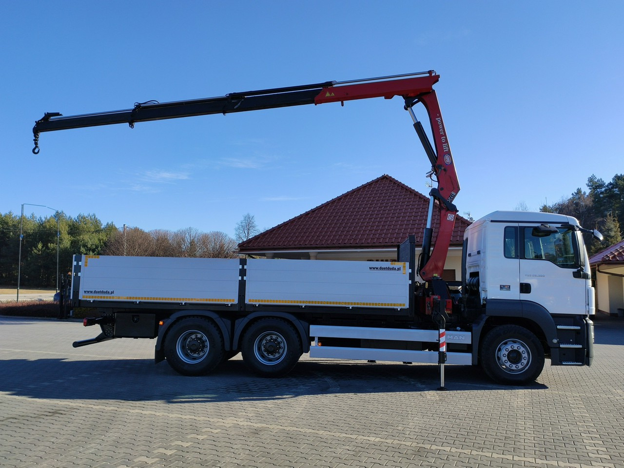 MAN TGS 26.360 6x4 - Dropside/ Flatbed truck, Crane truck: picture 4 MAN TGS 26.360 6x4 - Dropside/ Flatbed truck, Crane truck: picture 4