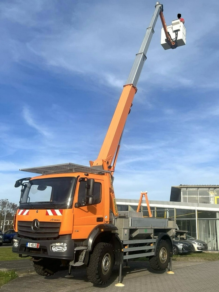 Mercedes Atego 718 E6 4x4 Zwyżka PALFINGER P210 BK Podnośnik Koszowy - Truck mounted aerial platform: picture 4 Mercedes Atego 718 E6 4x4 Zwyżka PALFINGER P210 BK Podnośnik Koszowy - Truck mounted aerial platform: picture 4