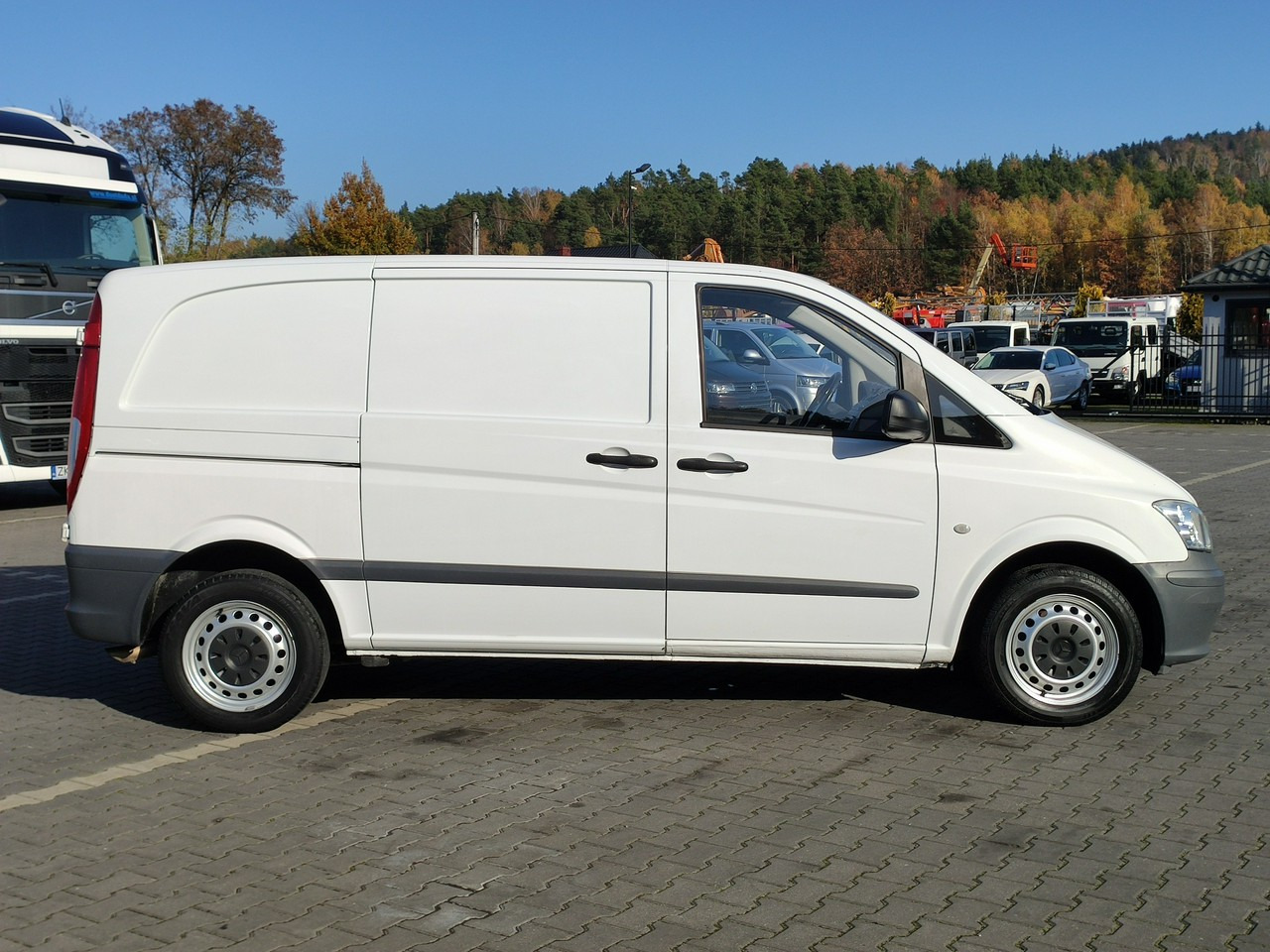 Mercedes Vito - Small van: picture 5 Mercedes Vito - Small van: picture 5