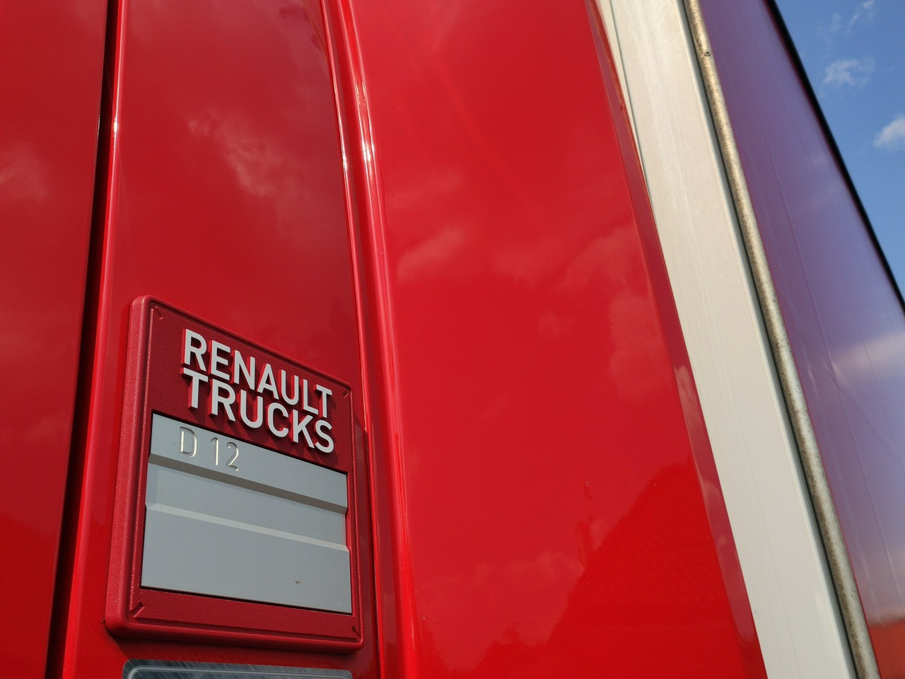 Renault D12.240 E6 Firana Tył Drzwi Dach Zsuwany Długa 830cm - Curtainsider truck: picture 3 Renault D12.240 E6 Firana Tył Drzwi Dach Zsuwany Długa 830cm - Curtainsider truck: picture 3