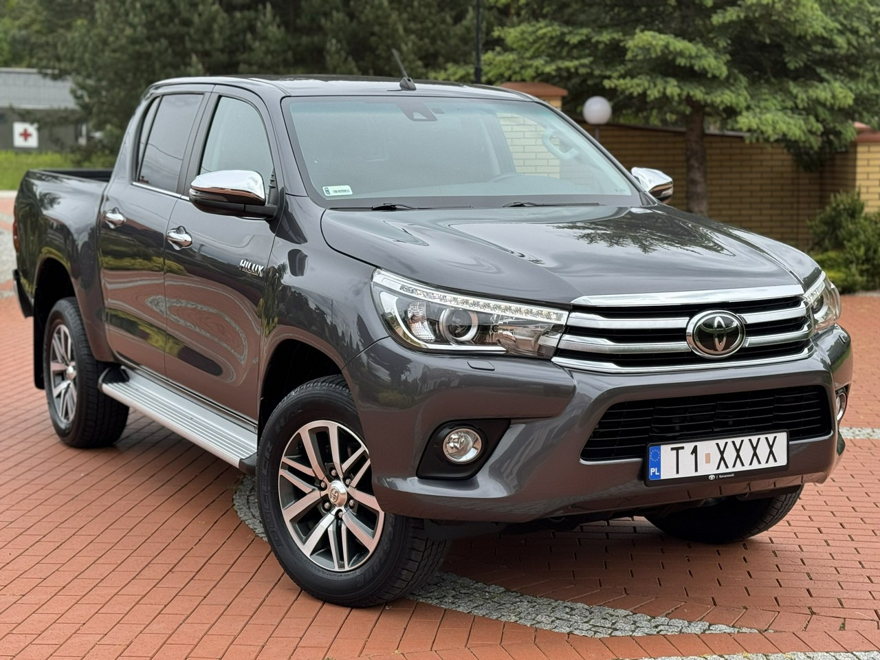 Toyota Hilux - Pickup truck: picture 3 Toyota Hilux - Pickup truck: picture 3