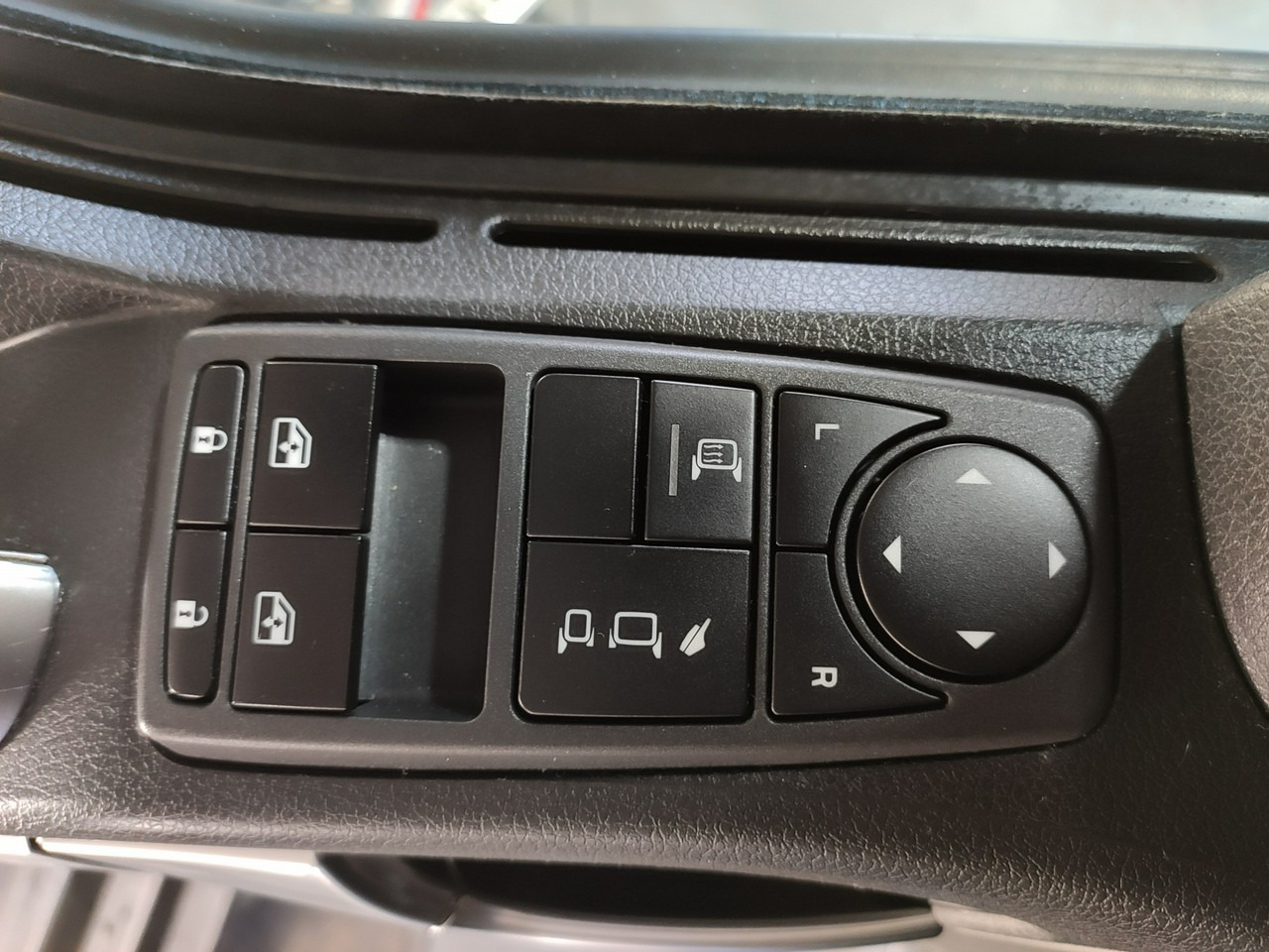 Tractor unit MAN TGX 18.480 STANDARD XXL E6 Bogato Wyposażony UNIKAT STAN !!!: picture 31