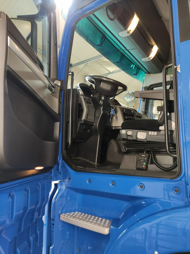 Tractor unit MAN TGX 18.480 STANDARD XXL E6 Bogato Wyposażony UNIKAT STAN !!!: picture 13