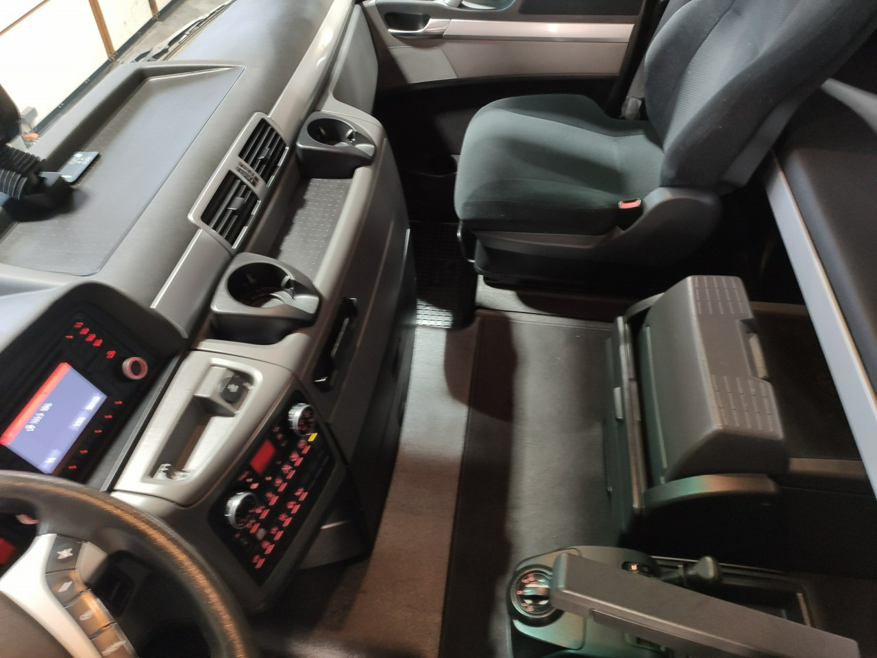 Tractor unit MAN TGX 18.480 STANDARD XXL E6 Bogato Wyposażony UNIKAT STAN !!!: picture 16