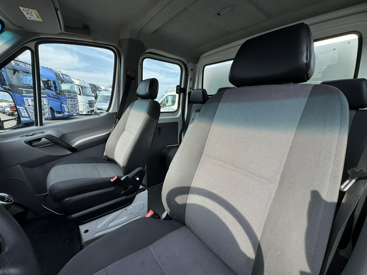 Tipper van Volkswagen Crafter: picture 27