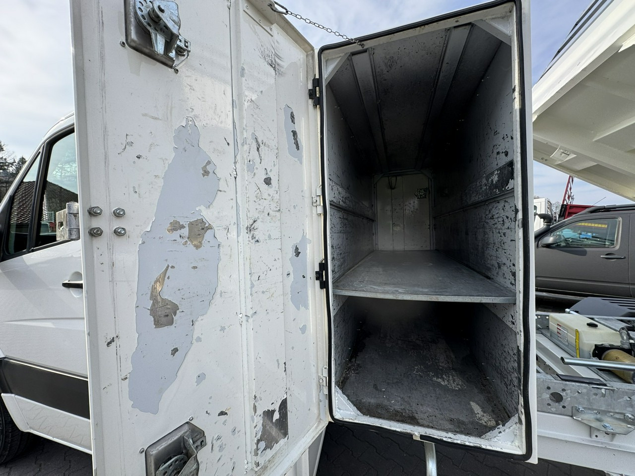 Tipper van Volkswagen Crafter: picture 15