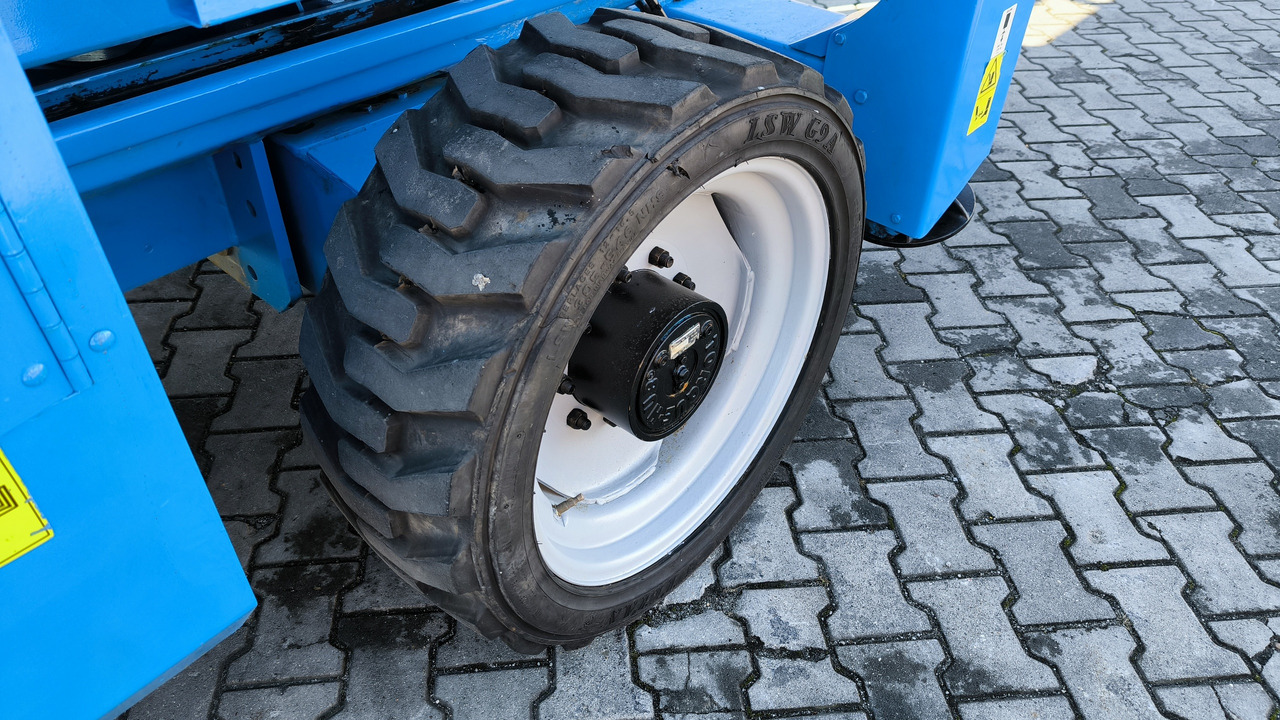 Scissor lift GENIE GS 4390: picture 8