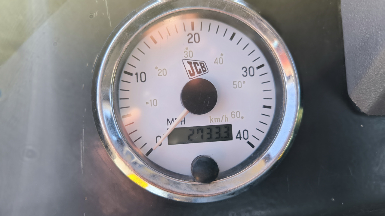 Mini dumper JCB 6 T FT - KABINA: picture 11