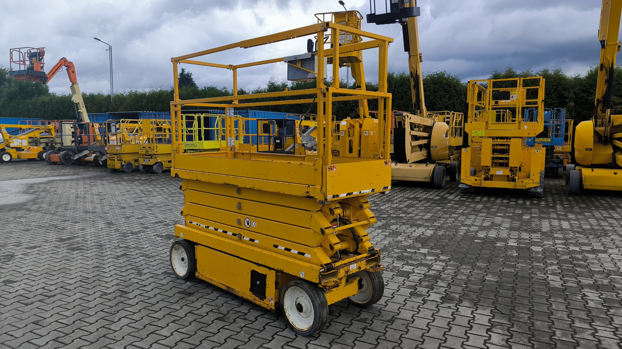 SKYJACK SJ III 3226 - Scissor lift: picture 3 SKYJACK SJ III 3226 - Scissor lift: picture 3