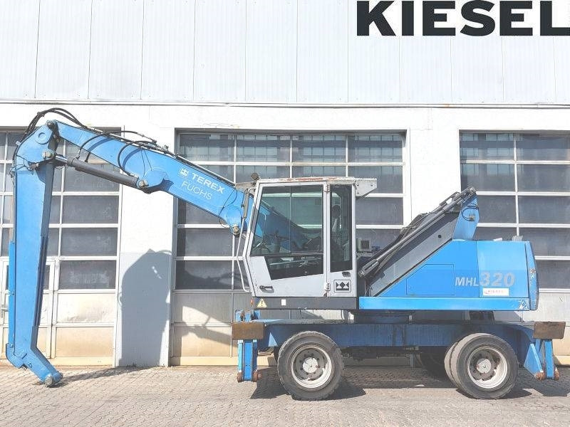 Fuchs MHL 320 F - Waste/ Industry handler: picture 1 Fuchs MHL 320 F - Waste/ Industry handler: picture 1