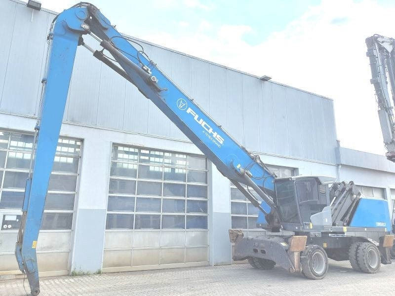 Fuchs MHL 360 F - Waste/ Industry handler: picture 2 Fuchs MHL 360 F - Waste/ Industry handler: picture 2