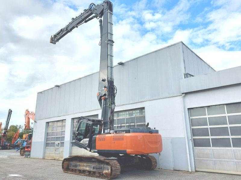 Hitachi KTEG KMC380S-6 - Demolition excavator: picture 3 Hitachi KTEG KMC380S-6 - Demolition excavator: picture 3