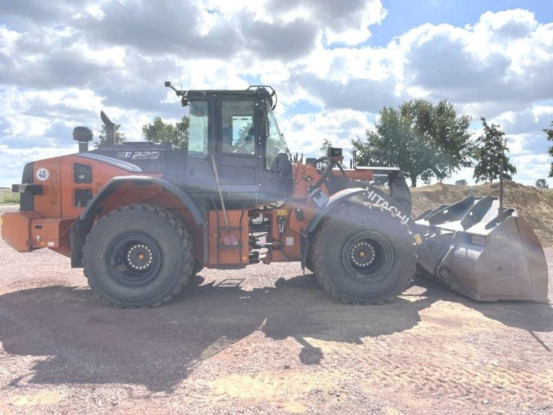 Hitachi ZW 220-7 - Wheel loader: picture 5 Hitachi ZW 220-7 - Wheel loader: picture 5