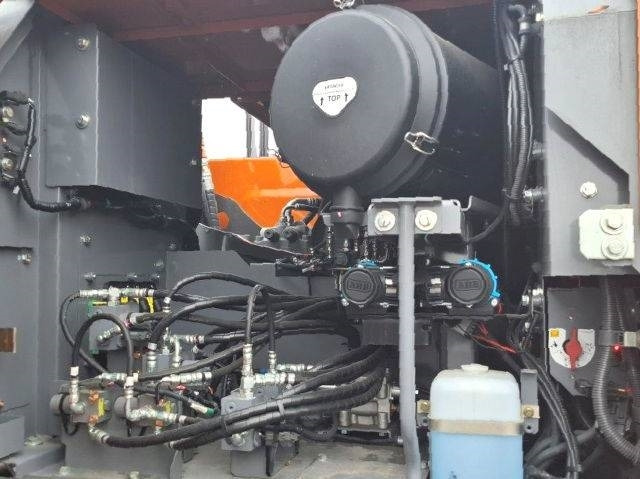 Leasing of Hitachi ZX 350 LC-7 Teledipper Hitachi ZX 350 LC-7 Teledipper: picture 9 Leasing of Hitachi ZX 350 LC-7 Teledipper Hitachi ZX 350 LC-7 Teledipper: picture 9