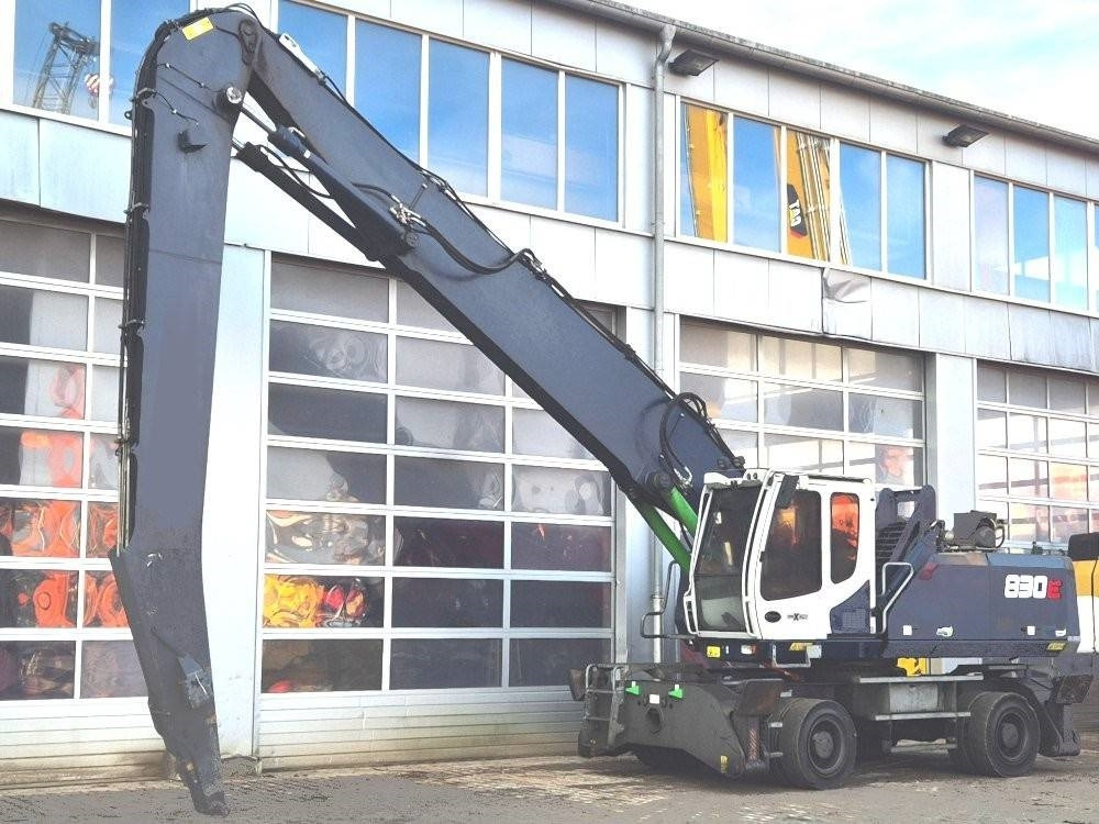 Sennebogen 830 E - Waste/ Industry handler: picture 2 Sennebogen 830 E - Waste/ Industry handler: picture 2