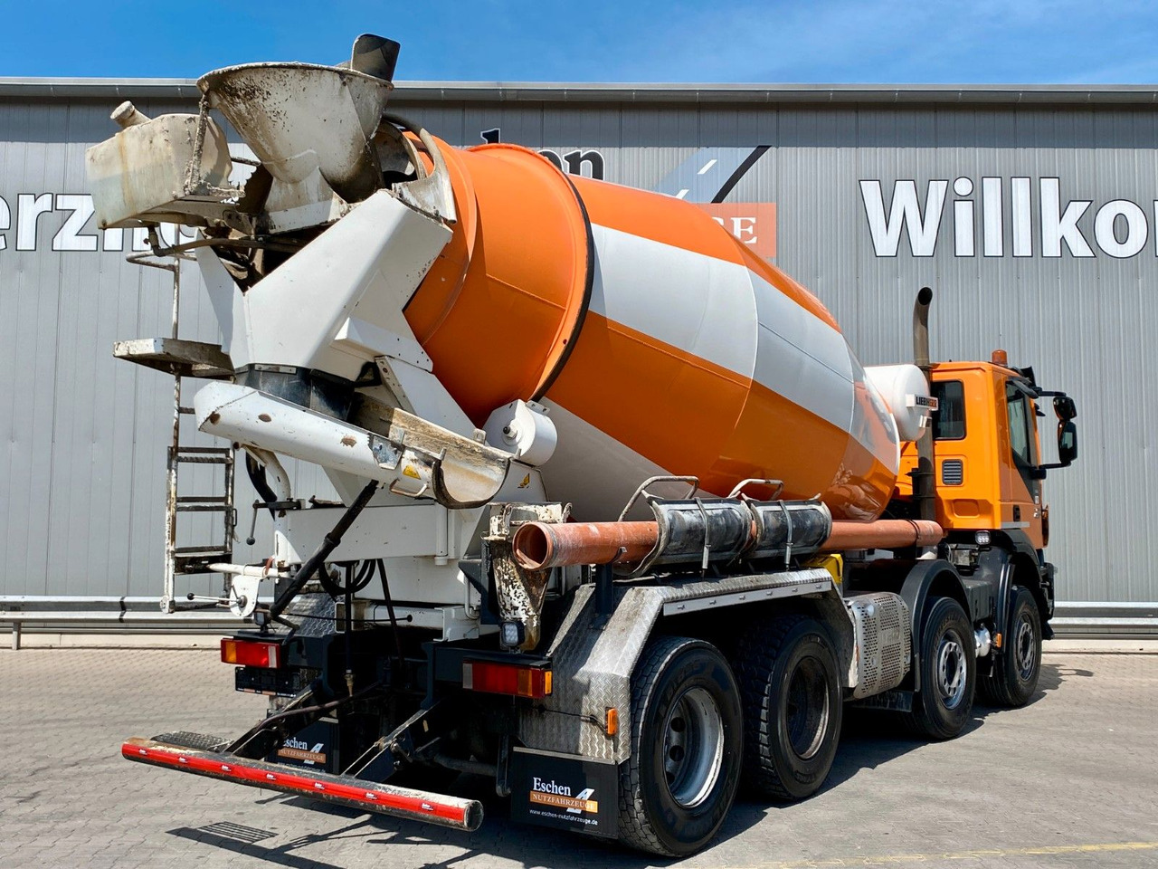 Iveco Trakker AD 340 TB 400/8x4 | 9m³ Liebherr*Navi*AC - Concrete mixer truck: picture 5 Iveco Trakker AD 340 TB 400/8x4 | 9m³ Liebherr*Navi*AC - Concrete mixer truck: picture 5