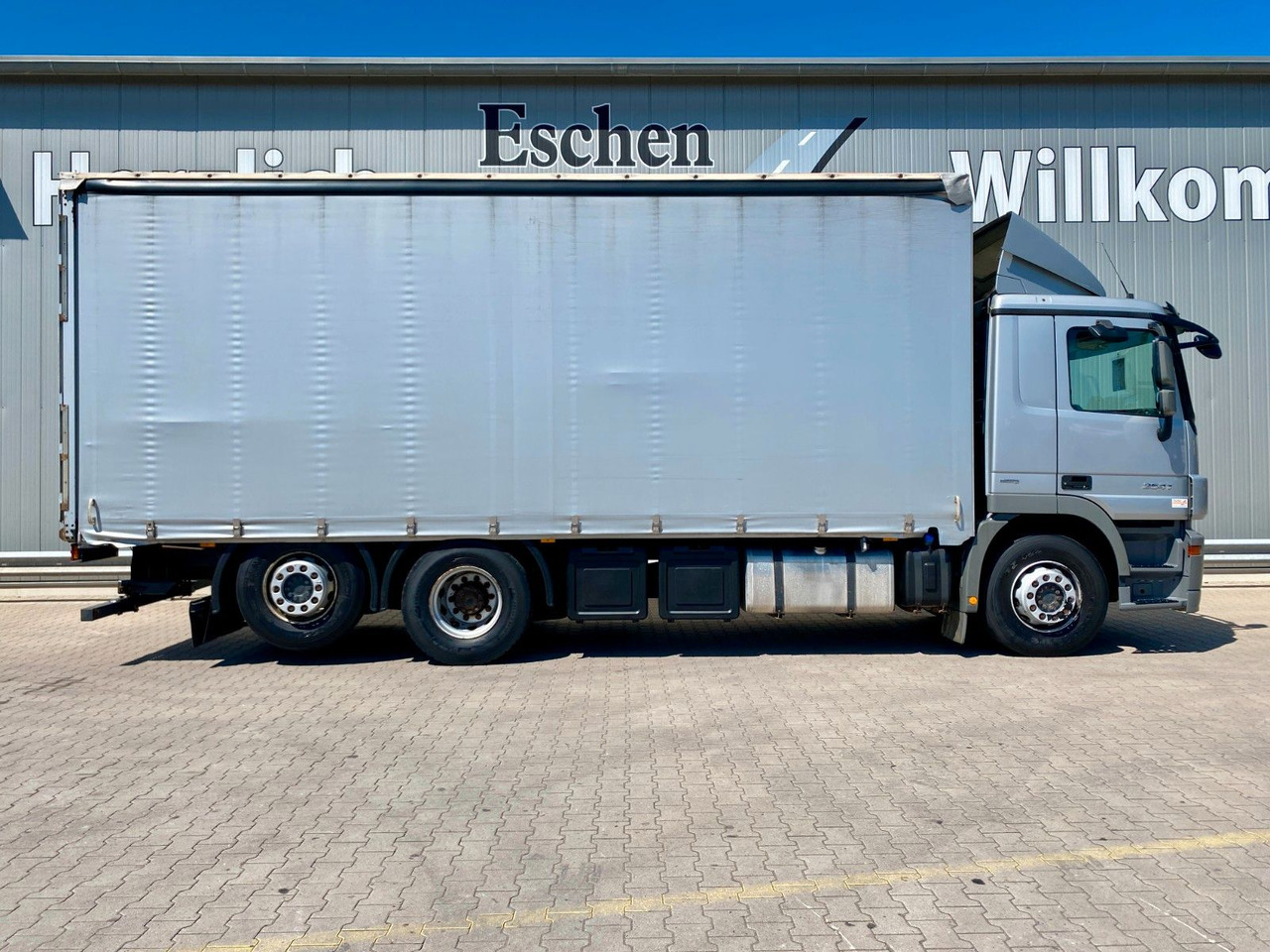 Curtainsider truck Mercedes-Benz Actros 2541| beidseitig Gardine*Edscha*AHK*Klima: picture 6