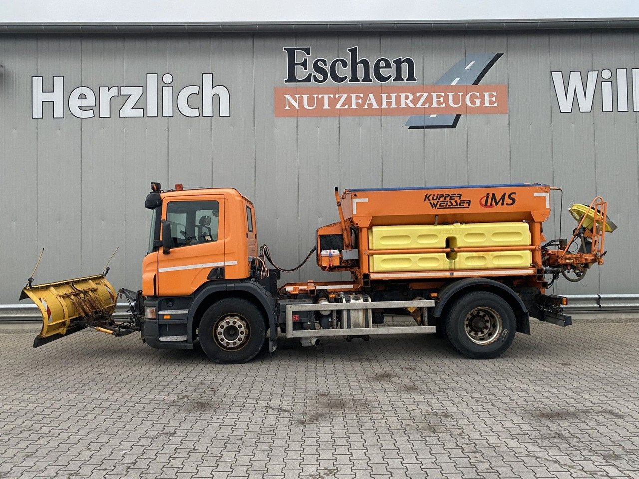 Scania P 230 | Winterdienst*Salzstreuer/Küpper-Weisser - Dropside/ Flatbed truck: picture 3 Scania P 230 | Winterdienst*Salzstreuer/Küpper-Weisser - Dropside/ Flatbed truck: picture 3