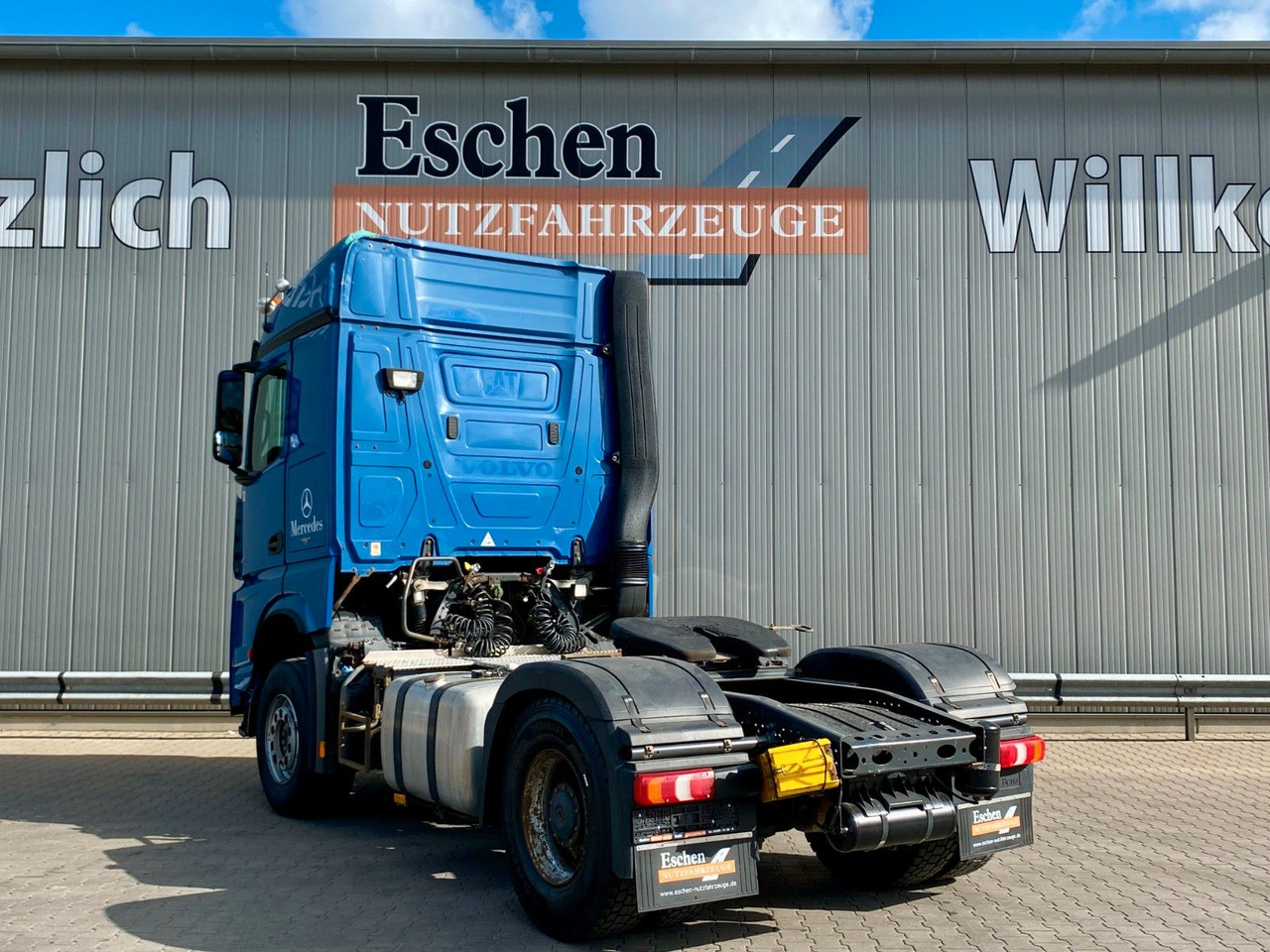 Mercedes-Benz 1851 Arocs LS | 2x Hydraulik*Reifen:70%*1.Hd*AC - Tractor unit: picture 3 Mercedes-Benz 1851 Arocs LS | 2x Hydraulik*Reifen:70%*1.Hd*AC - Tractor unit: picture 3