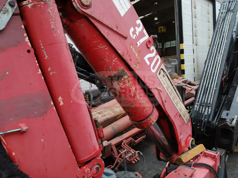 Grúa HMF3720 solo para despiece - Loader crane: picture 1 Grúa HMF3720 solo para despiece - Loader crane: picture 1