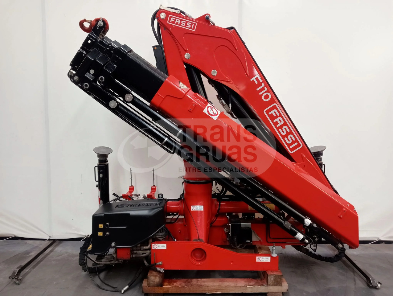 Grúa hidráulica Fassi F110B.0.24 E-ACTIVE - Loader crane: picture 1 Grúa hidráulica Fassi F110B.0.24 E-ACTIVE - Loader crane: picture 1
