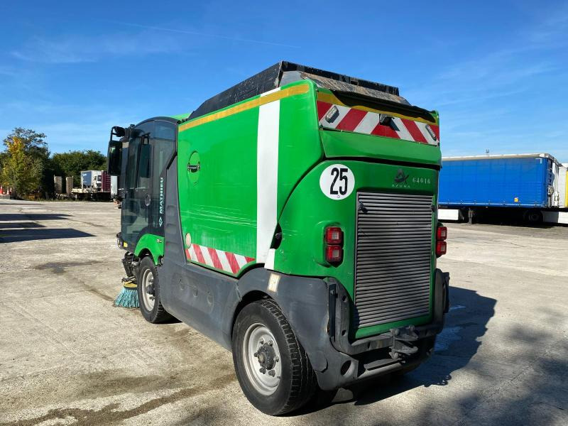 Mathieu Azura MC210 - Road sweeper: picture 1 Mathieu Azura MC210 - Road sweeper: picture 1