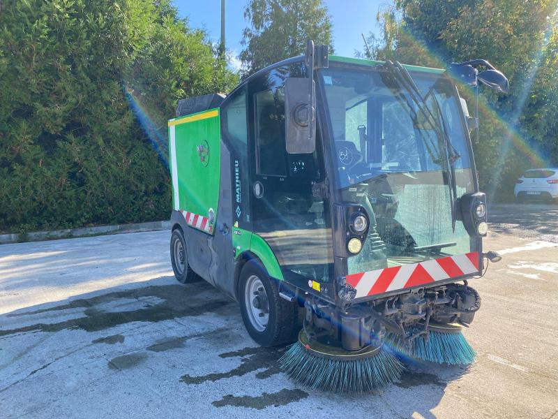Mathieu Azura MC210 - Road sweeper: picture 2 Mathieu Azura MC210 - Road sweeper: picture 2