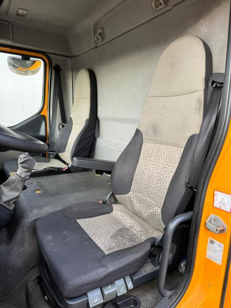 Renault Midlum 220 - Box truck: picture 4 Renault Midlum 220 - Box truck: picture 4