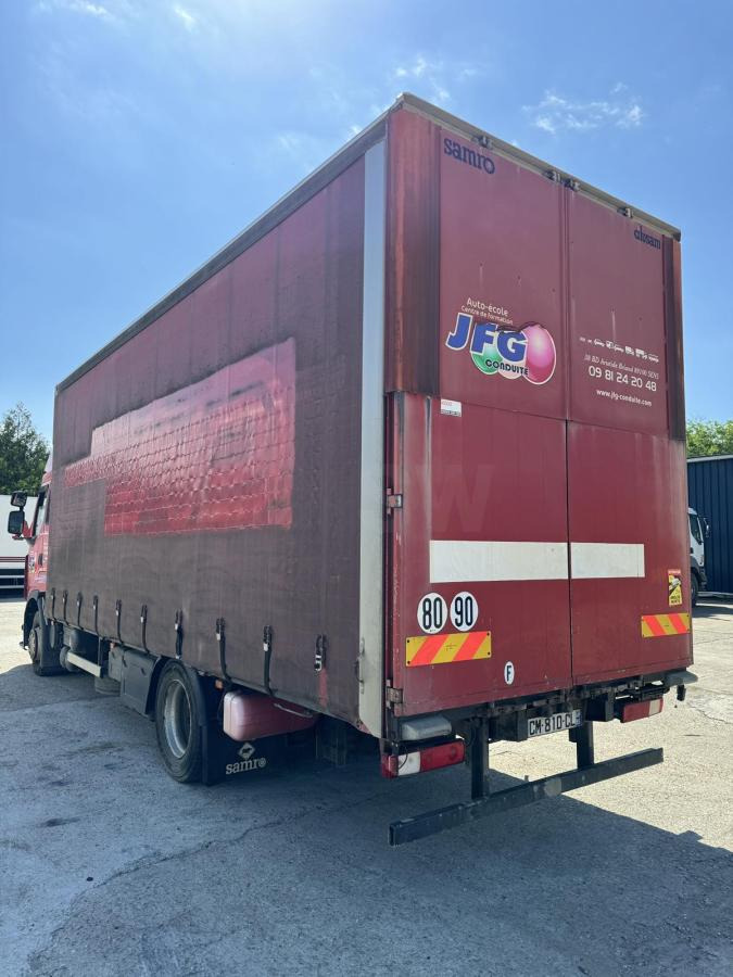 Renault Premium 450 - Curtainsider truck: picture 5 Renault Premium 450 - Curtainsider truck: picture 5