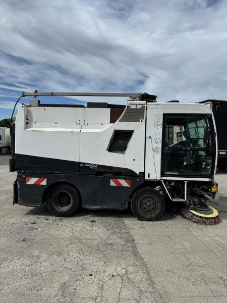 Schmidt Clingo 400 - Road sweeper: picture 5 Schmidt Clingo 400 - Road sweeper: picture 5