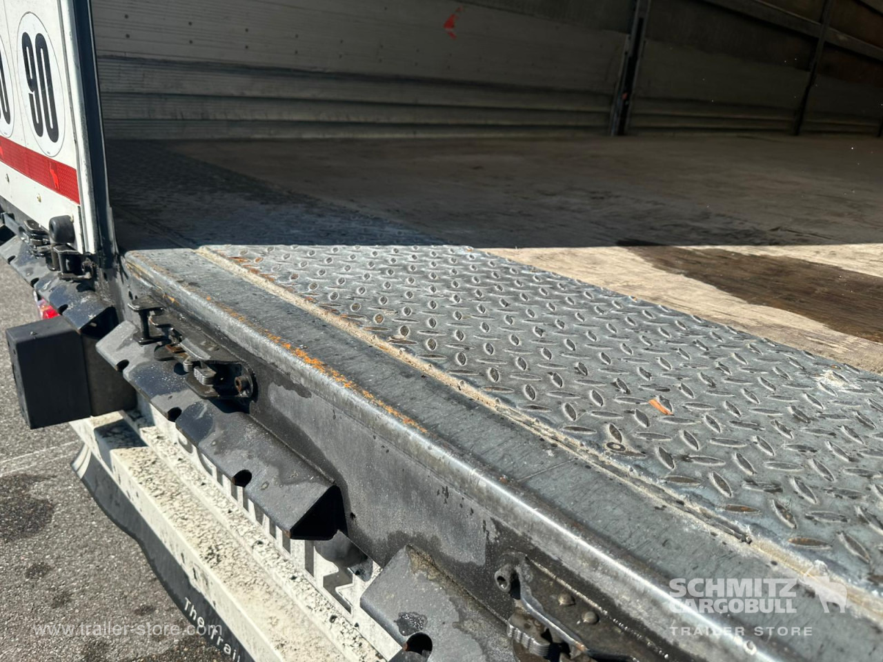 SCHMITZ Curtainsider Dropside - Curtainsider semi-trailer: picture 5 SCHMITZ Curtainsider Dropside - Curtainsider semi-trailer: picture 5