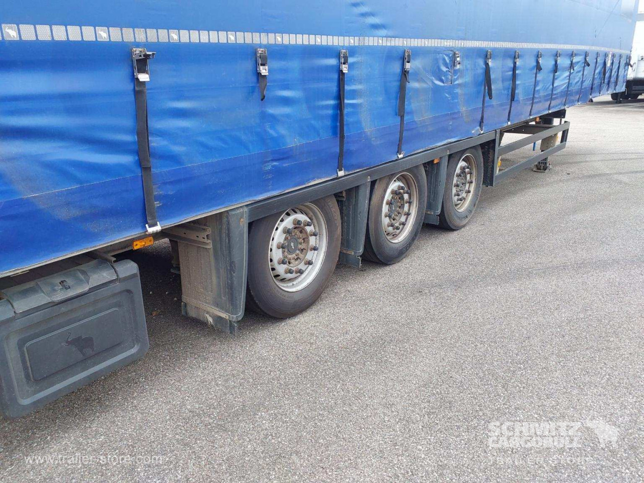 SCHMITZ Curtainsider Mega - Curtainsider semi-trailer: picture 2 SCHMITZ Curtainsider Mega - Curtainsider semi-trailer: picture 2