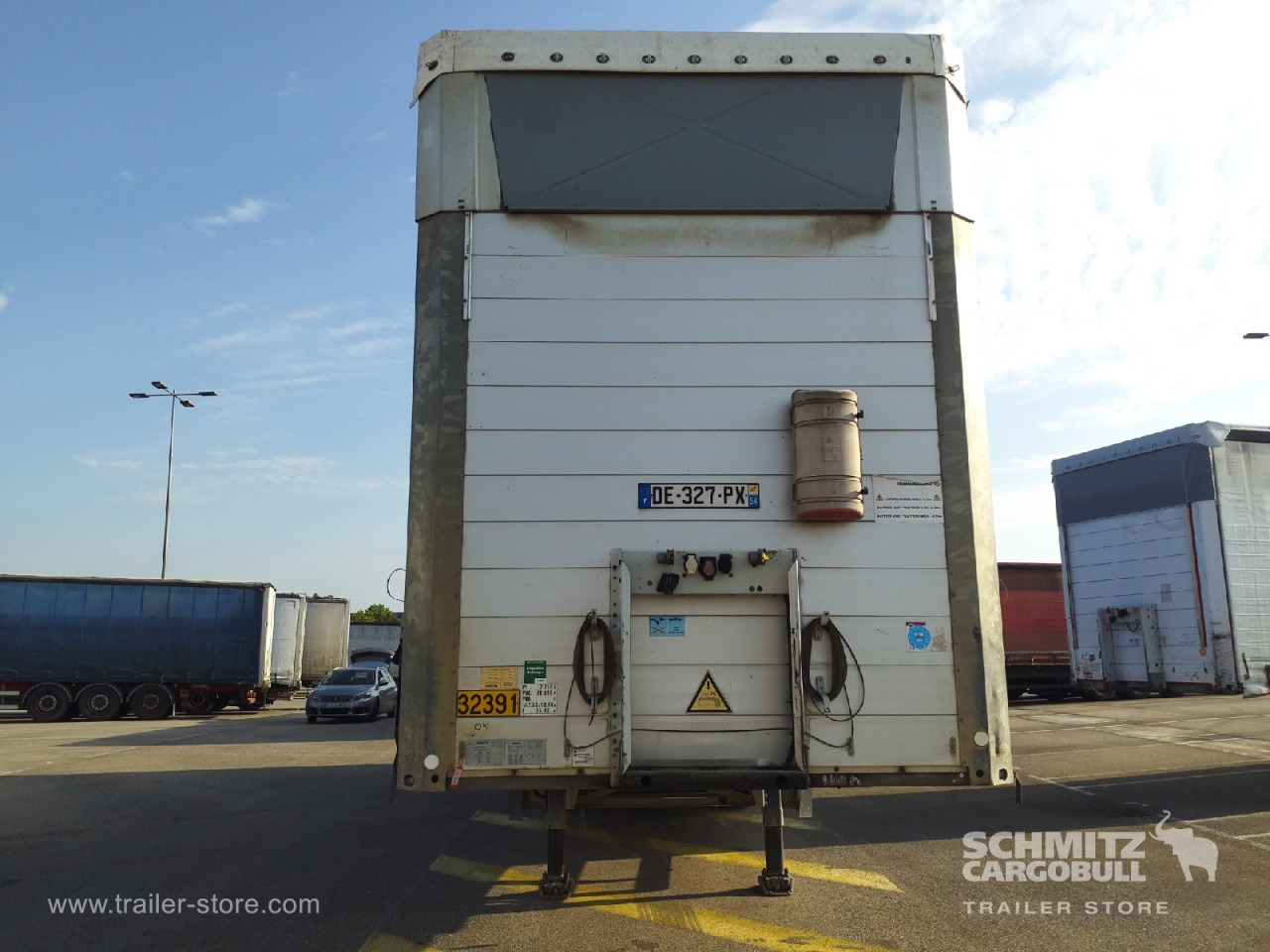 Leasing of SCHMITZ Curtainsider Mega SCHMITZ Curtainsider Mega: picture 11