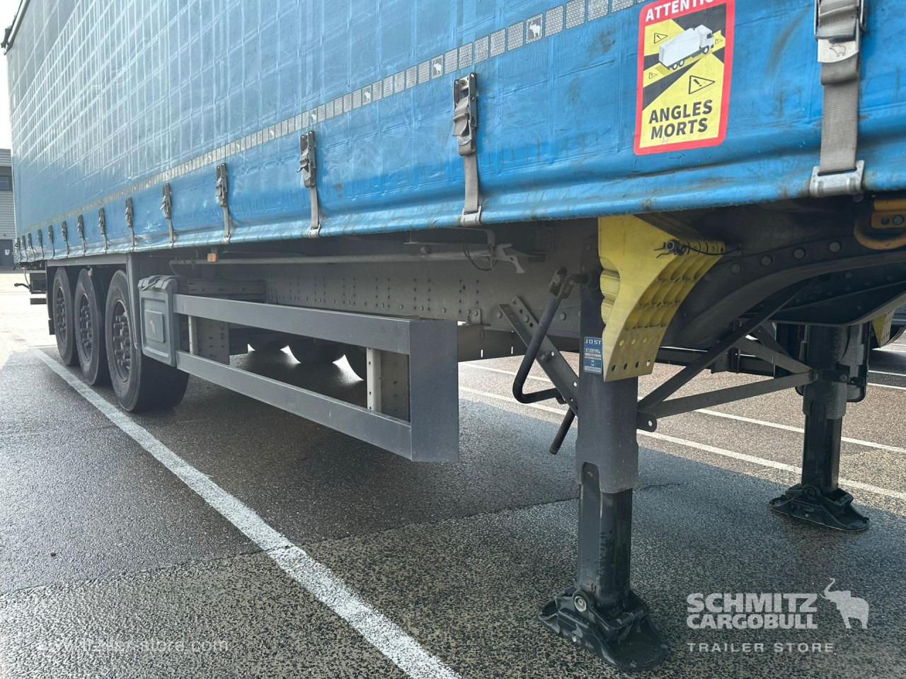 SCHMITZ Curtainsider Standard - Curtainsider semi-trailer: picture 4 SCHMITZ Curtainsider Standard - Curtainsider semi-trailer: picture 4