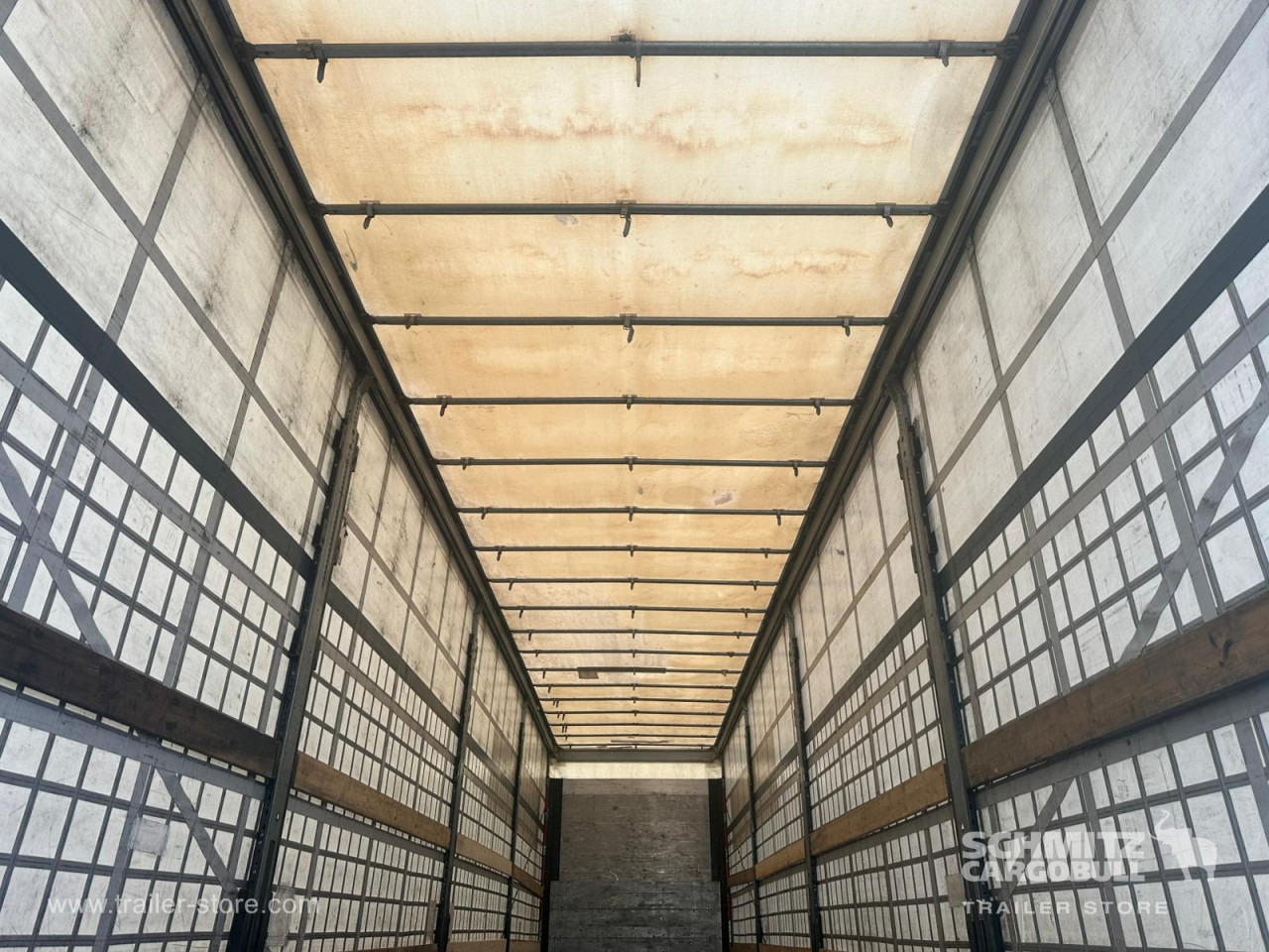 SCHMITZ Curtainsider Standard - Curtainsider semi-trailer: picture 5 SCHMITZ Curtainsider Standard - Curtainsider semi-trailer: picture 5