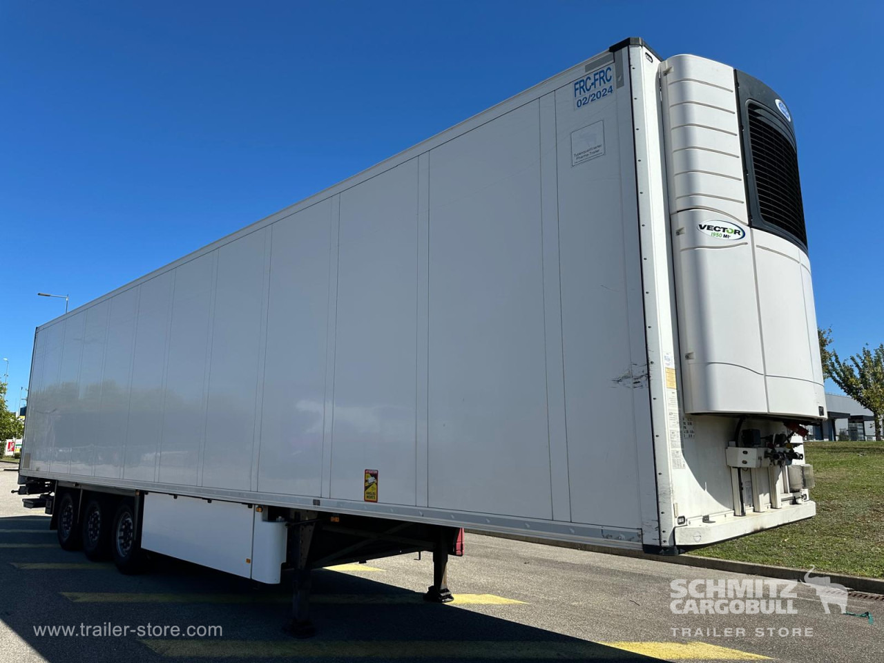 SCHMITZ Reefer Multitemp Double deck Taillift - Isothermal semi-trailer: picture 1 SCHMITZ Reefer Multitemp Double deck Taillift - Isothermal semi-trailer: picture 1