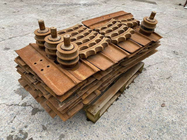 Bodenplatten 750mm - CAT D 6 K/N LGP - Systeme One - 246-5726 - Track for Construction machinery: picture 2 Bodenplatten 750mm - CAT D 6 K/N LGP - Systeme One - 246-5726 - Track for Construction machinery: picture 2