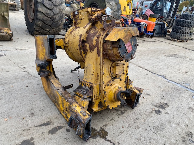 CAT 3P-3057 / 3P-9094 / CAT 988 B - 50W3275 - Gearbox and parts for Construction machinery: picture 2 CAT 3P-3057 / 3P-9094 / CAT 988 B - 50W3275 - Gearbox and parts for Construction machinery: picture 2