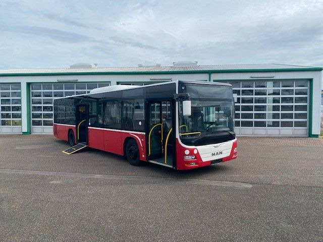 MAN A 21 Lions City KLIMA EURO 6 ZF EcoLife 2x - City bus: picture 3 MAN A 21 Lions City KLIMA EURO 6 ZF EcoLife 2x - City bus: picture 3